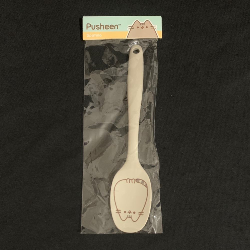 NWT Pusheen BPA Free Spatula